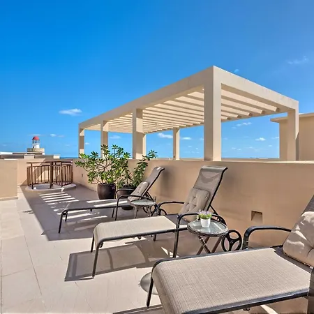 Playa Del Carmen Beachfront Condo With Pool Access!